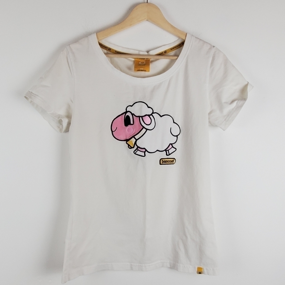 BANCOAT XXL white t-shirt Lamb applique